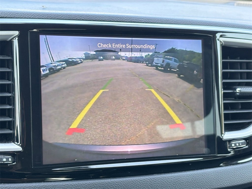 2022 Chrysler Pacifica Touring L photo 25