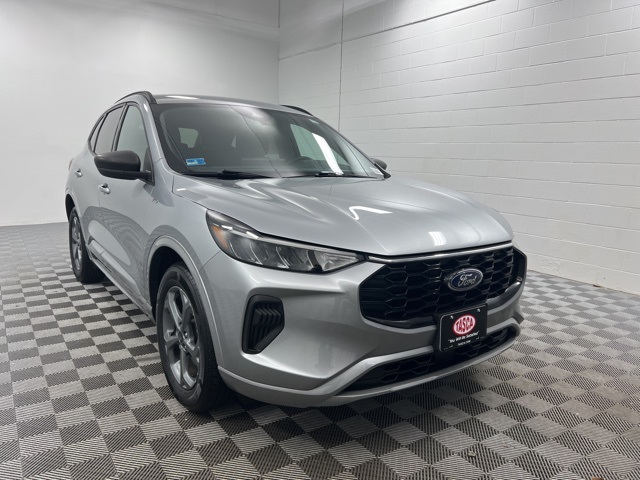 2023 Ford Escape ST-Line's photo