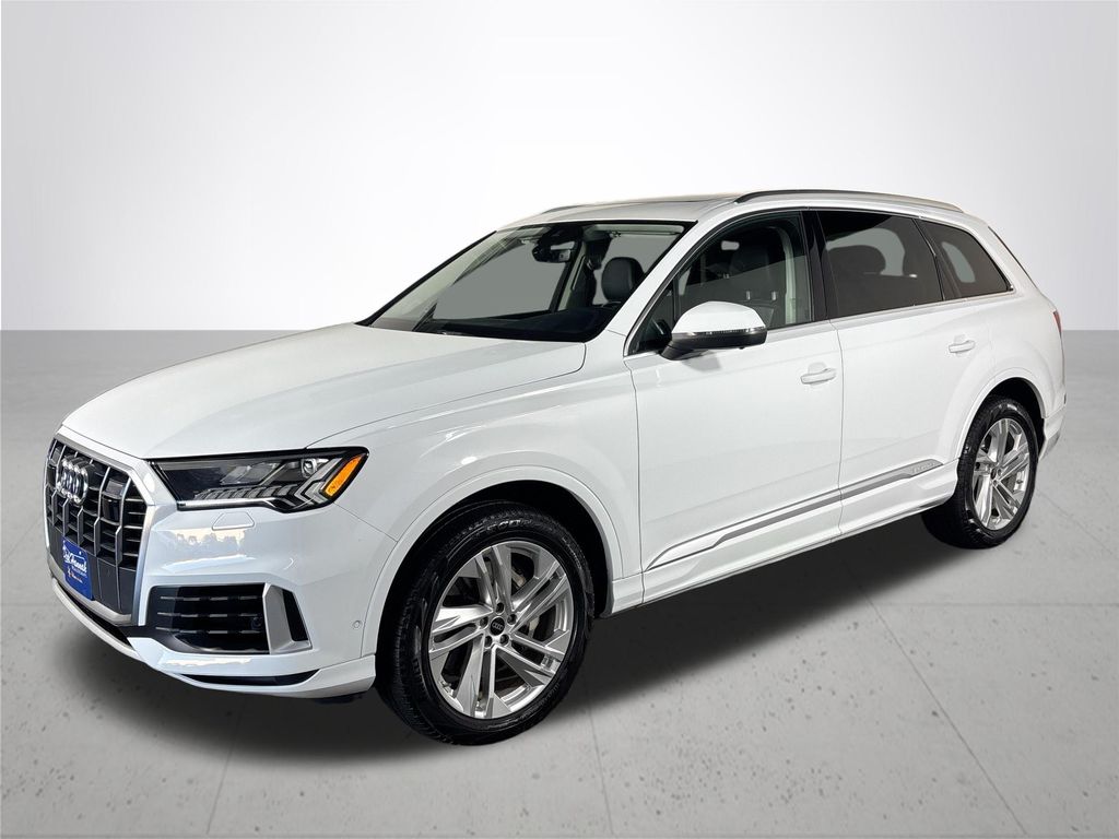 2024 Audi Q7 55 Premium Plus photo 2