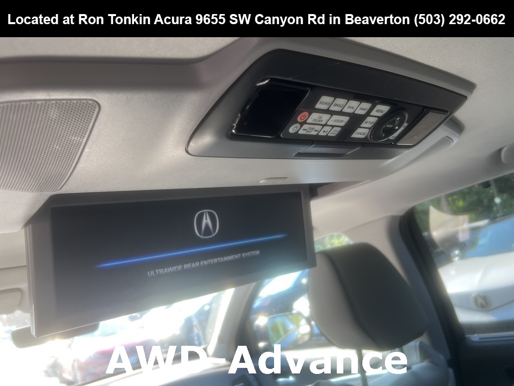 2017 Acura MDX SH-AWD Advance Entertainment photo 6