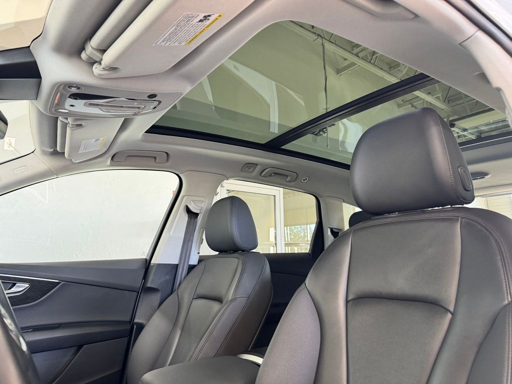2022 Audi Q7 55 Premium Plus photo 22