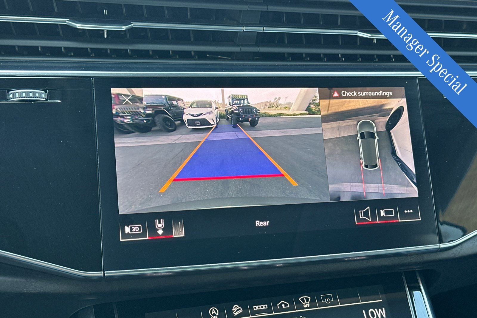 2022 Audi Q8 55 Prestige photo 15