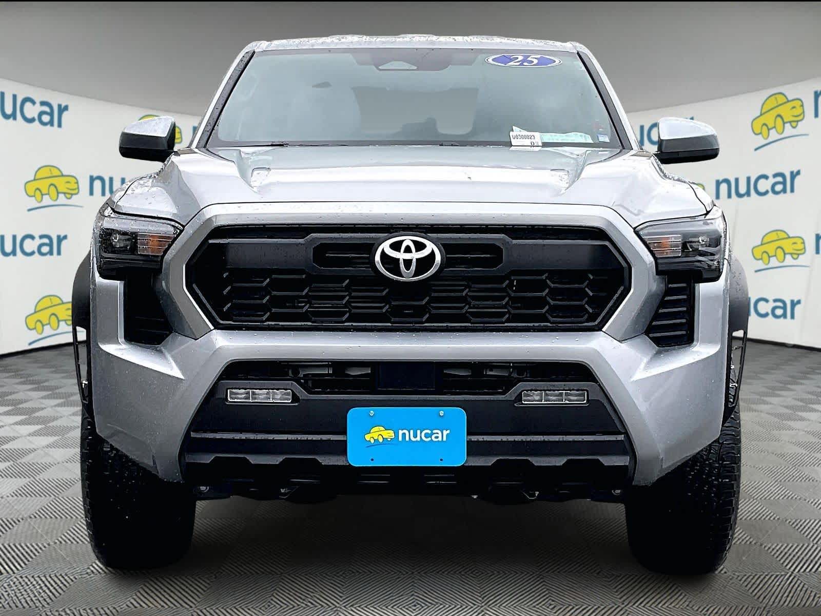 2025 Toyota Tacoma Double Cab TRD Off-Road photo 2