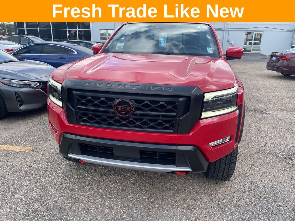 2023 Nissan Frontier PRO-4X photo 2
