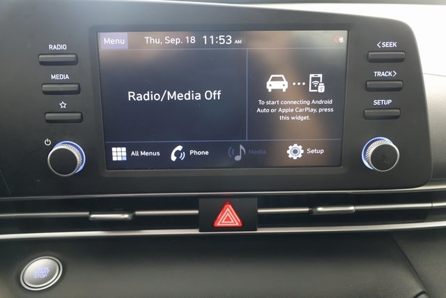 2023 Hyundai Elantra SEL photo 14