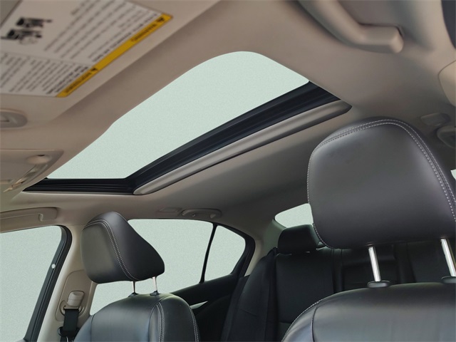 2019 Infiniti Q50 photo 24