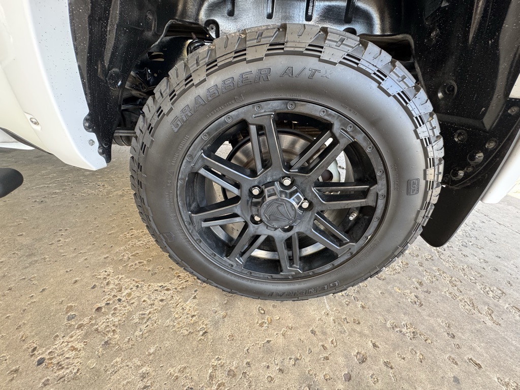 2018 Toyota Tundra Limited photo 37