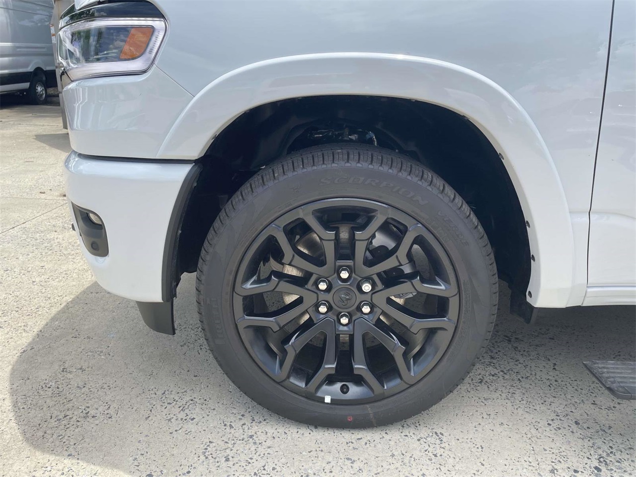 2025 Ram 1500 Limited photo 32