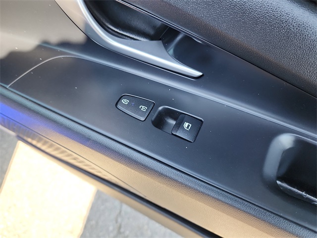 2022 Hyundai Elantra SEL Convenience photo 14