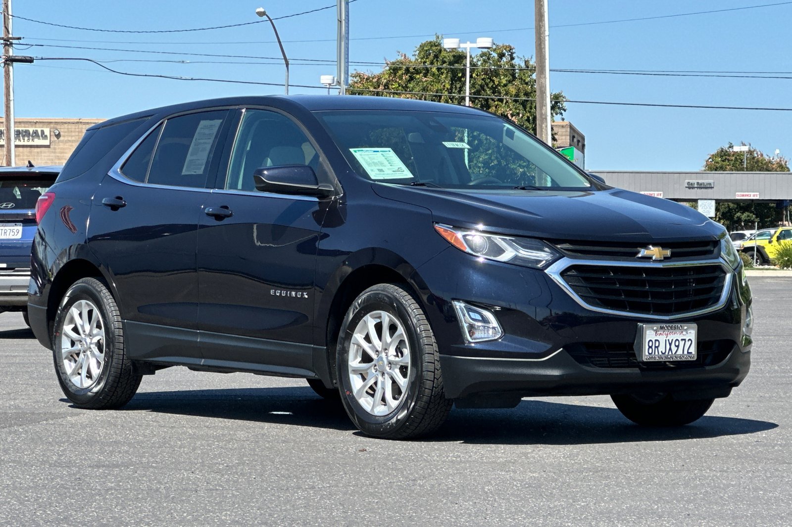 2020 Chevrolet Equinox LT photo 2