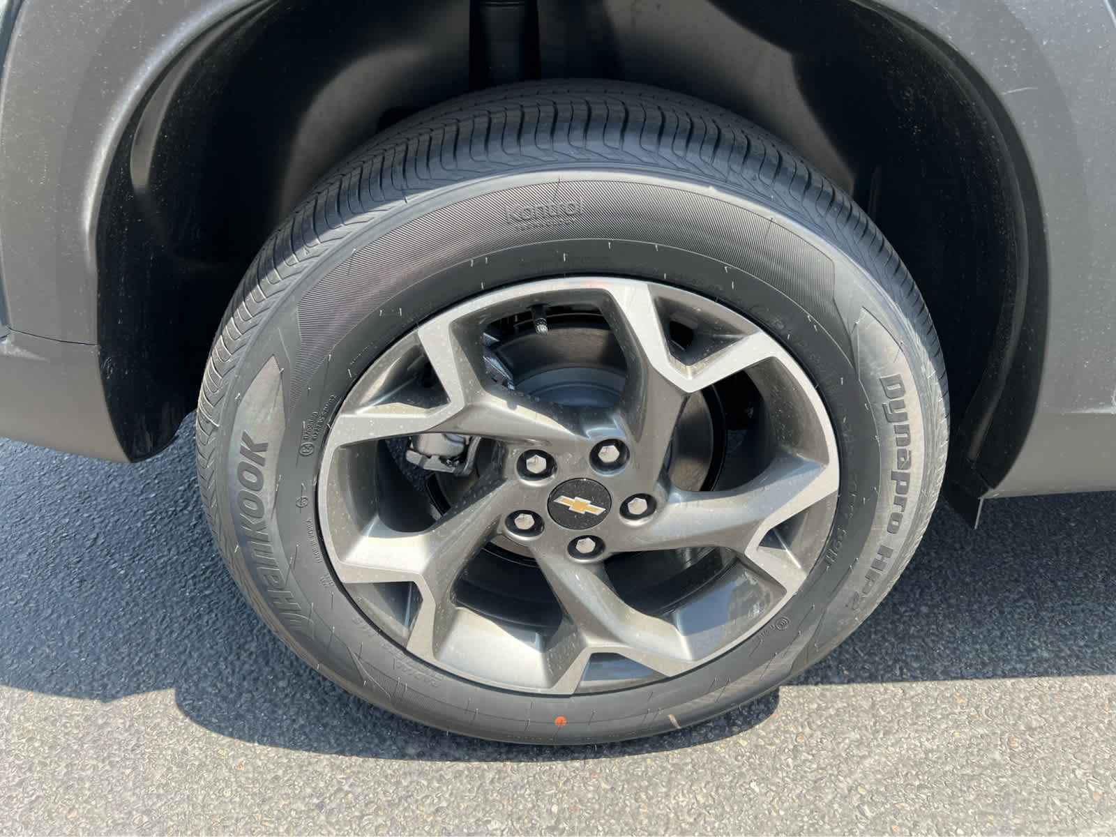 2025 Chevrolet Trax photo 11