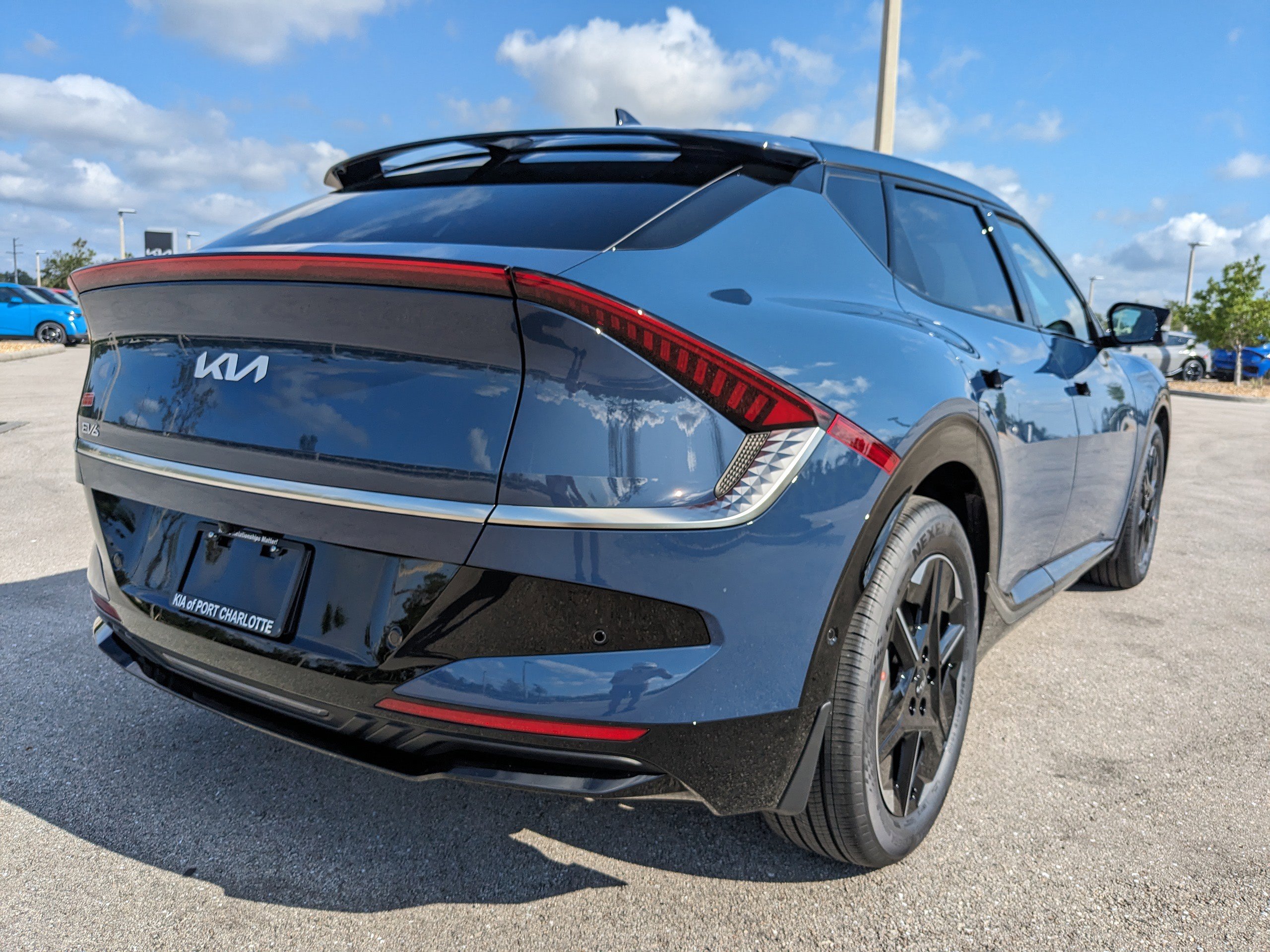 2025 Kia EV6 Wind photo 4
