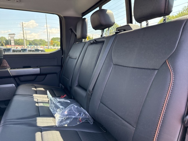 2025 Ford F-350 photo 21