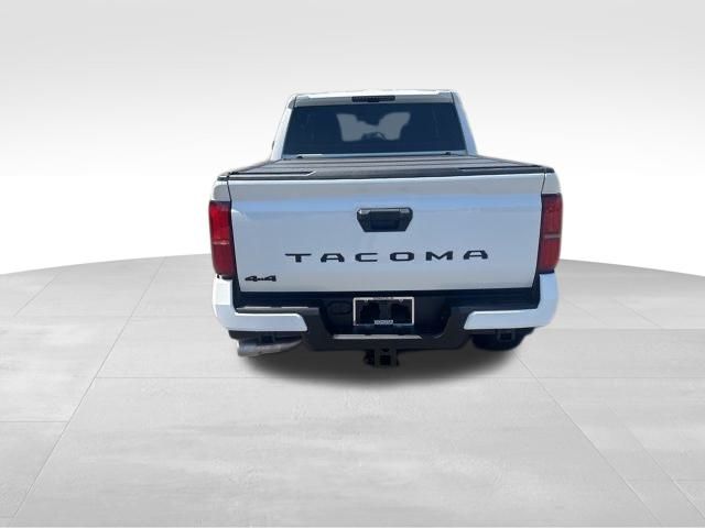 2025 Toyota Tacoma TRD Sport 4x4 Double Cab photo 4