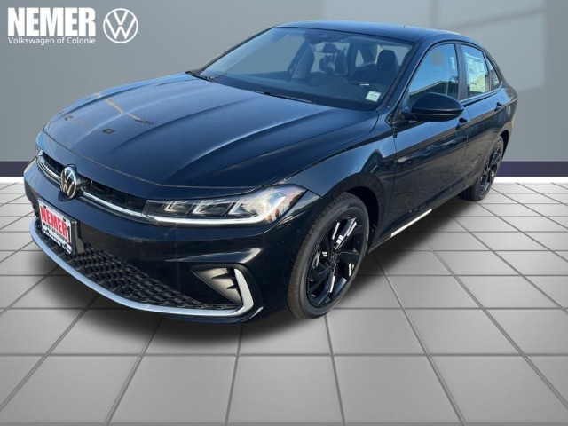 2025 Volkswagen Jetta SE's photo