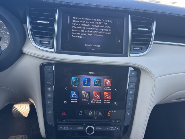 2022 Infiniti QX50 Luxe photo 15