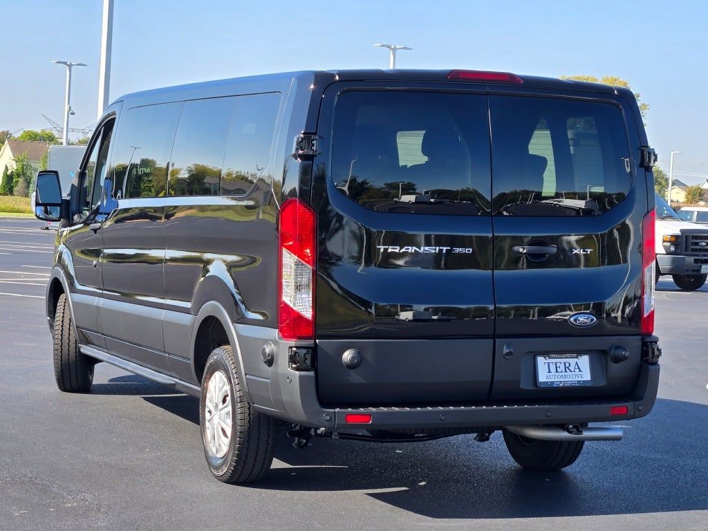 2025 Ford Transit Passenger photo 10