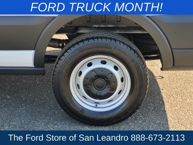 2024 Ford Transit Cargo Van photo 4