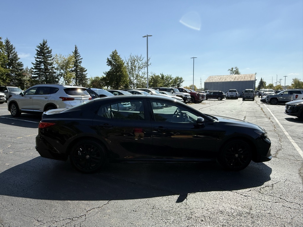 2025 Toyota Camry SE photo 23