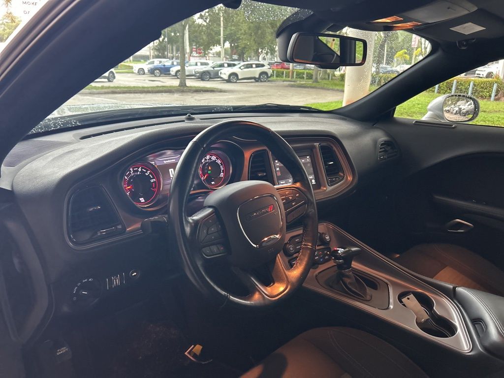 2023 Dodge Challenger SXT photo 7