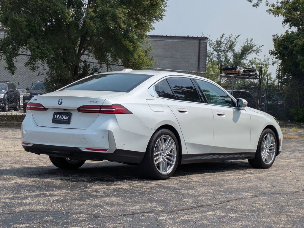 2024 Bmw 530i photo 3