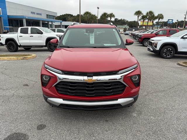 2026 Chevrolet Trailblazer LT photo 2