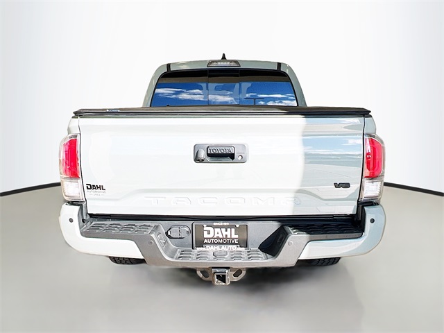 2022 Toyota Tacoma TRD Off-Road photo 4