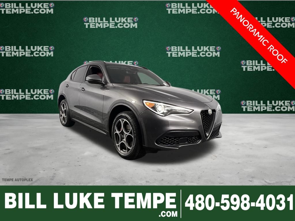 2022 Alfa Romeo Stelvio