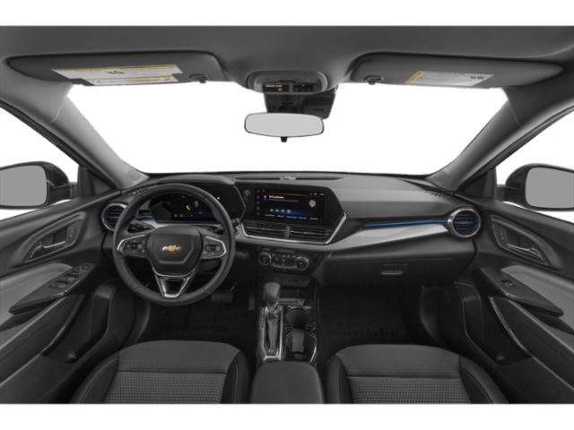 2024 Chevrolet Trax LS photo 5