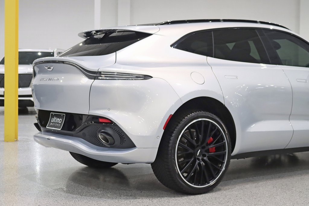 2022 Aston Martin DBX AM8 photo 10