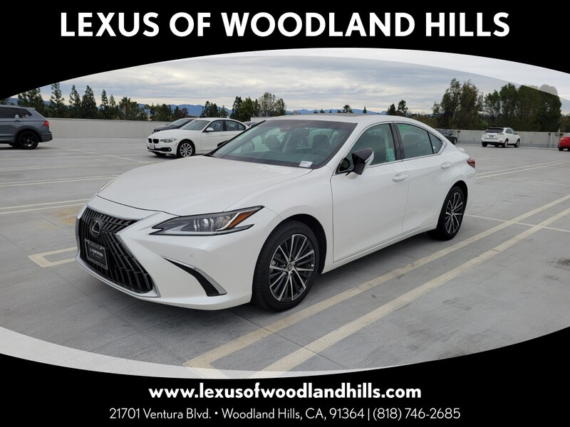 2025 Lexus ES Hybrid 300h's photo