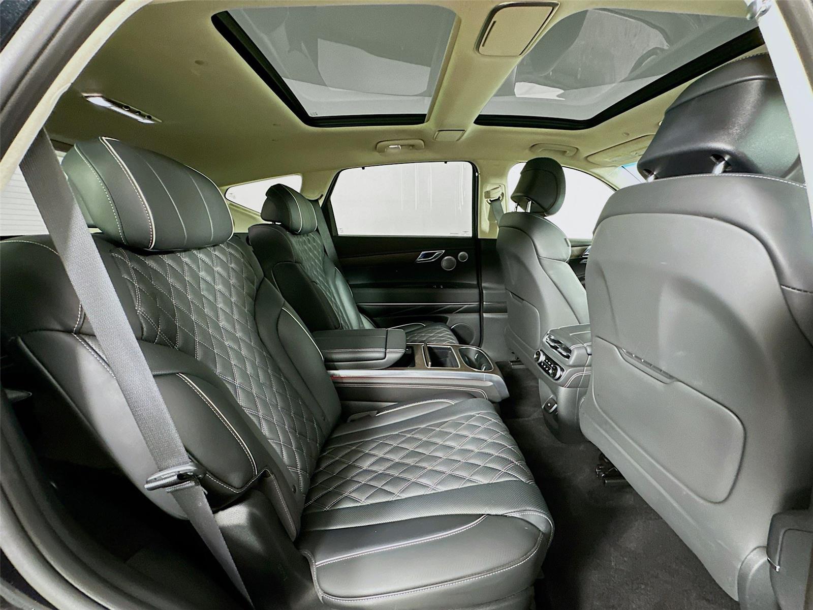 2024 Genesis GV80 Prestige Signature photo 26