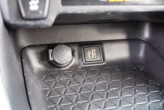 Used 2024  Toyota XLE image 27