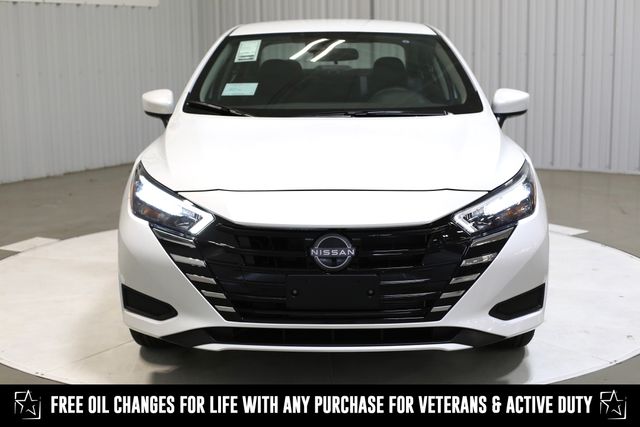 2025 Nissan Versa SV photo 3