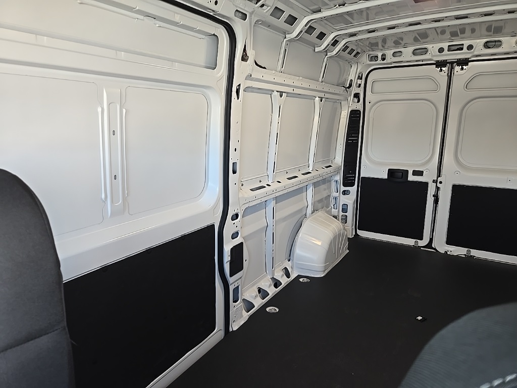 2025 Ram ProMaster 2500 photo 2