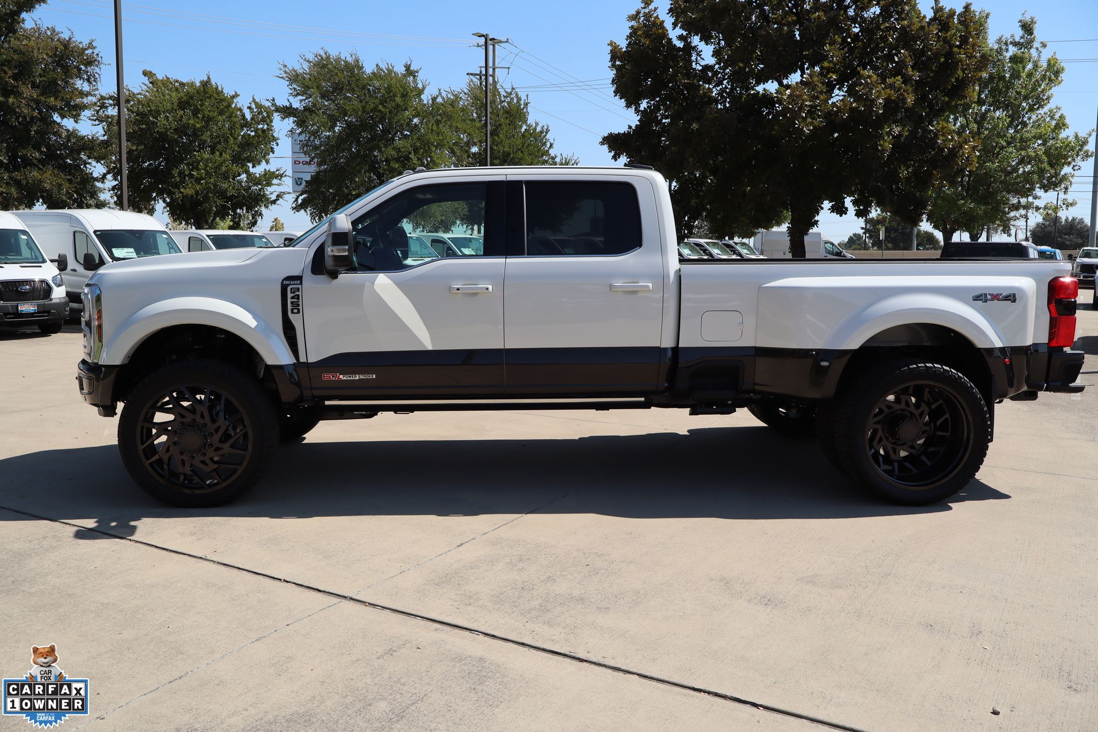 2025 Ford F-450 photo 7