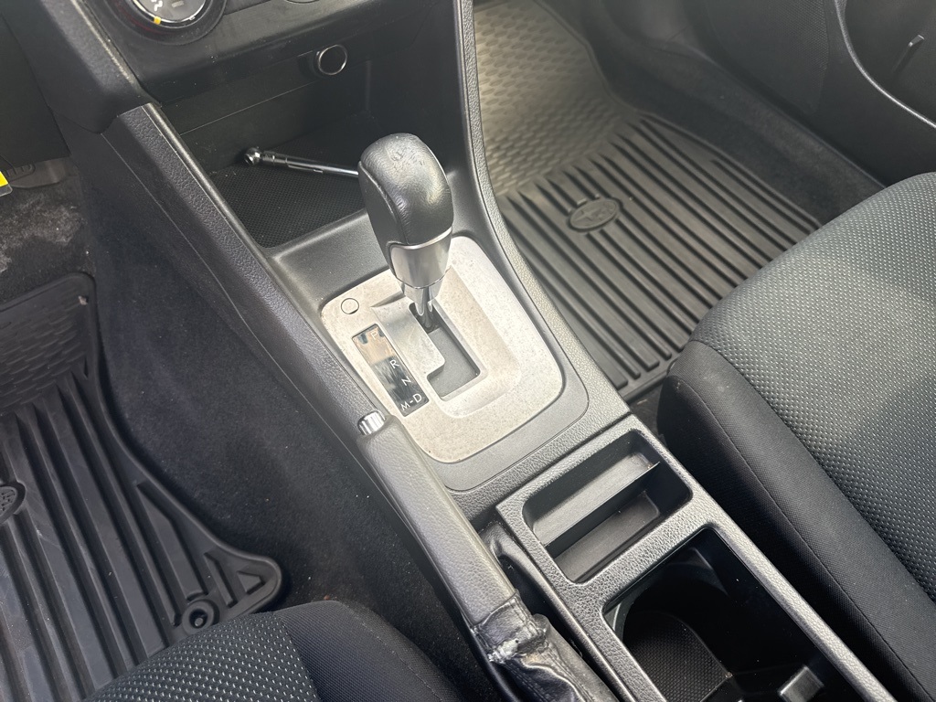 2013 Subaru Impreza 2.0i Premium photo 15