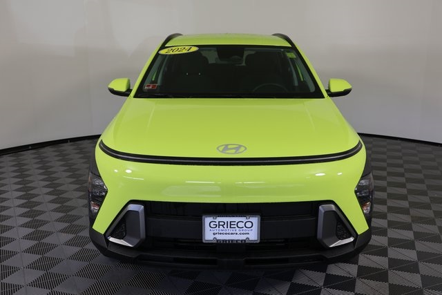 2024 Hyundai Kona SEL photo 3