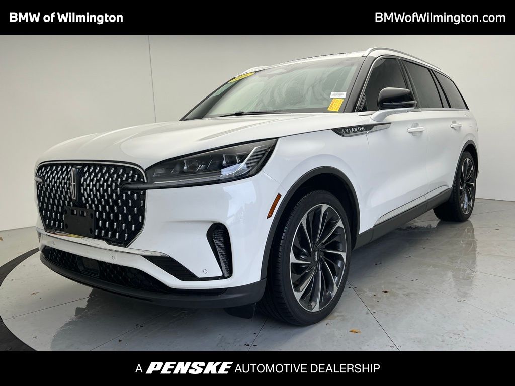 2025 Lincoln Aviator Reserve's photo