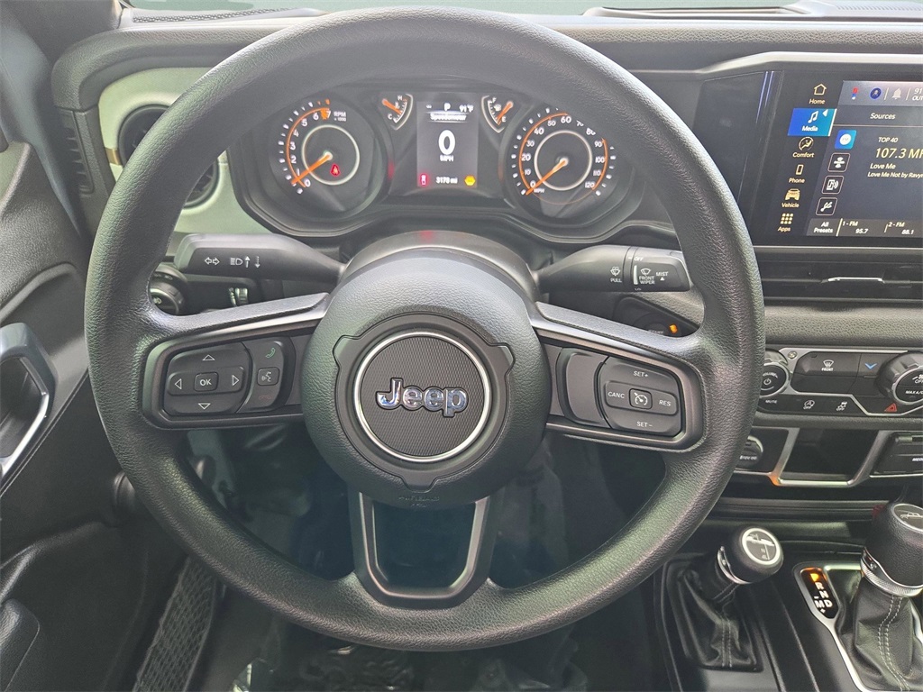 2024 Jeep Gladiator Sport photo 11