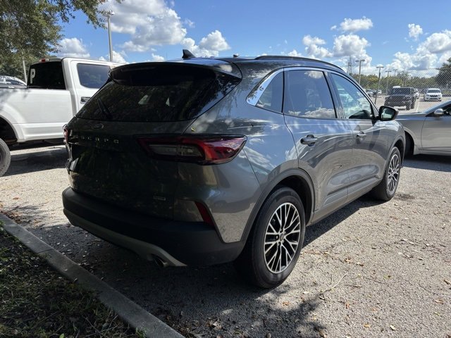 2023 Ford Escape Base photo 3