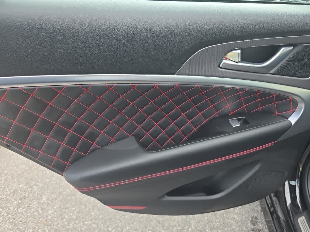 2025 Genesis G70 3.3T Sport Advanced photo 8