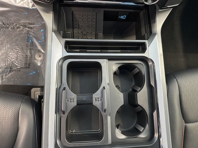 2025 Ford F-350 Lariat photo 19