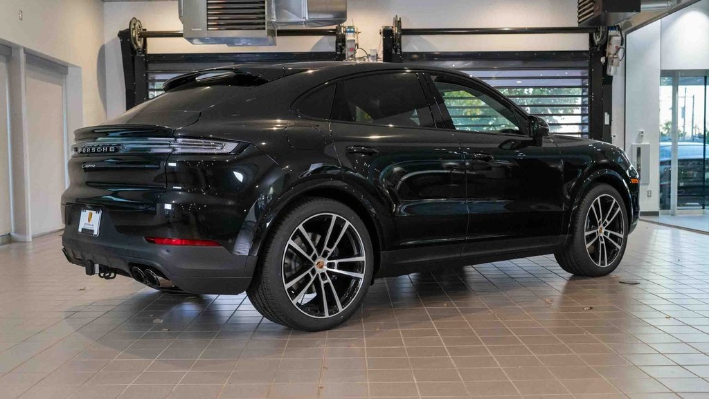 2025 Porsche Cayenne Coupe photo 4