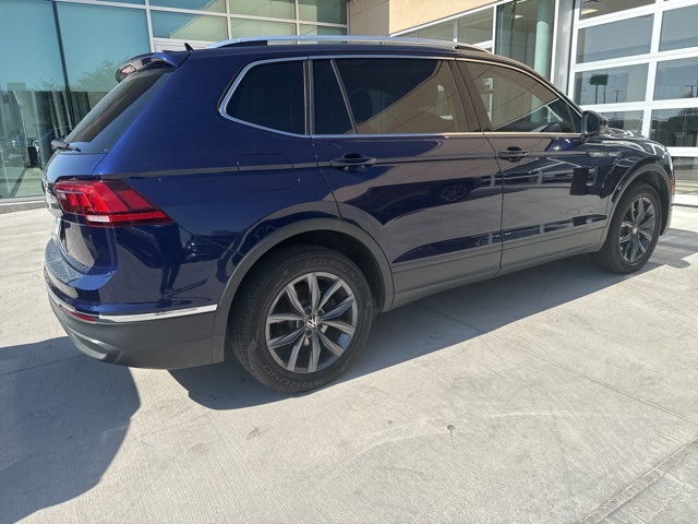 2023 Volkswagen Tiguan SE photo 3
