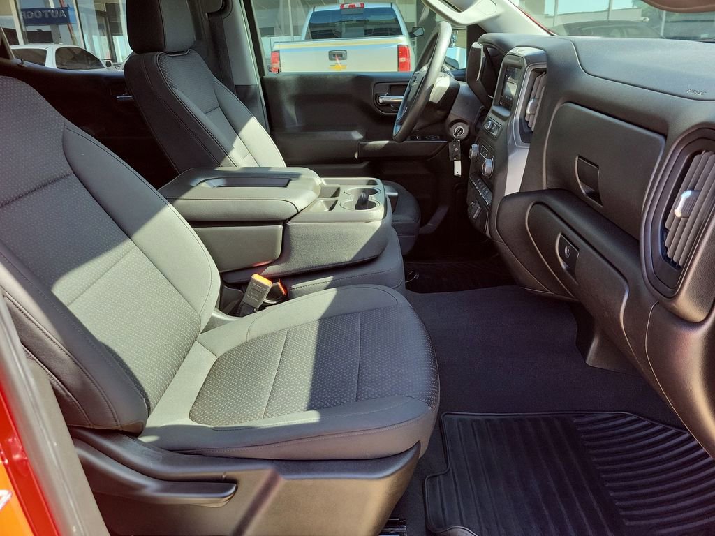 2022 Chevrolet Silverado 1500 Custom photo 24