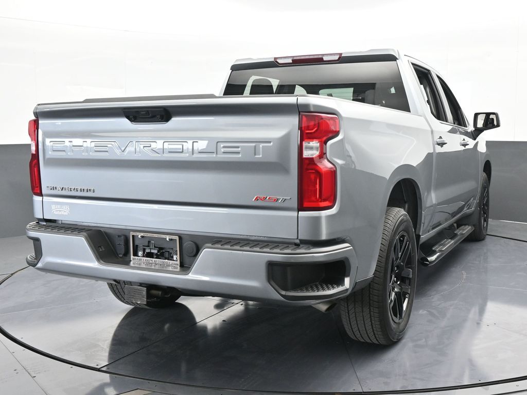 2023 Chevrolet Silverado 1500 RST photo 5
