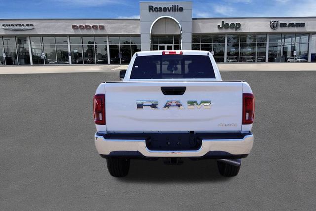 2025 Ram 2500 Tradesman photo 4