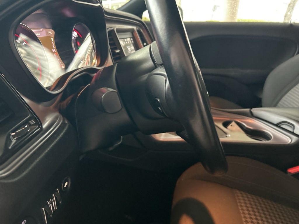 2023 Dodge Challenger SXT photo 33