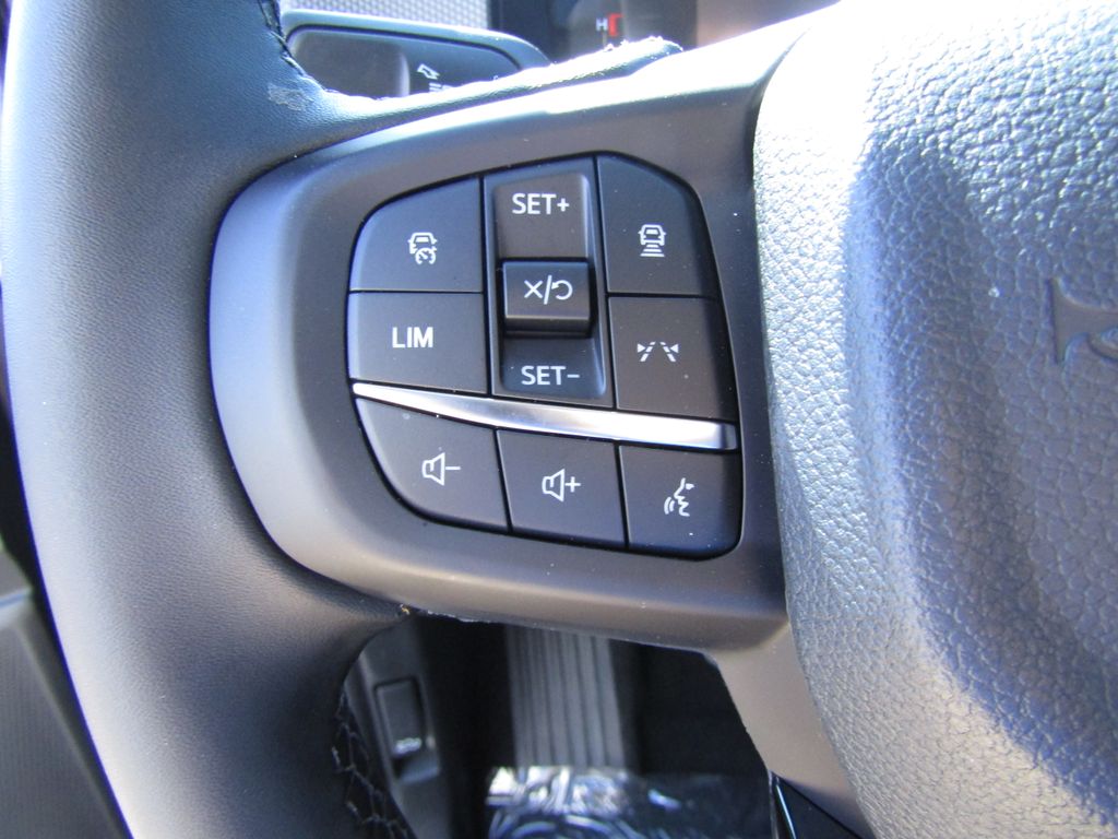 2025 Ford Ranger XLT photo 17
